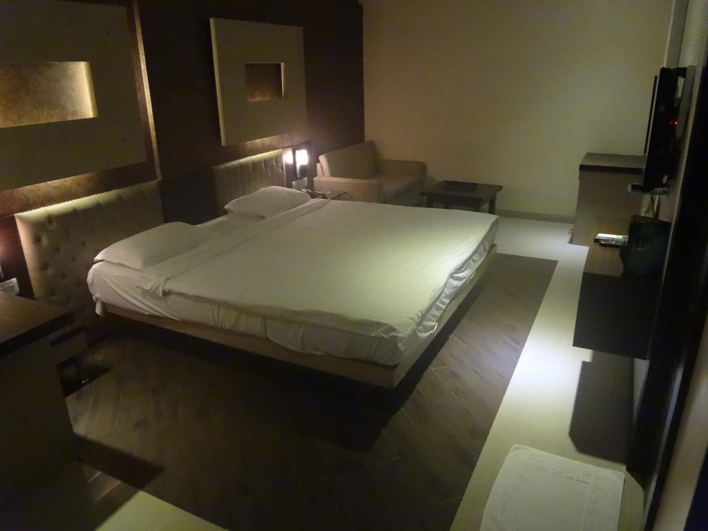 Hotel Capitol ธาเน ห้อง รูปภาพ