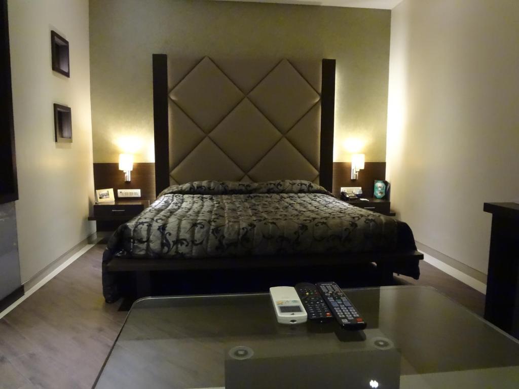 Hotel Capitol ธาเน ห้อง รูปภาพ