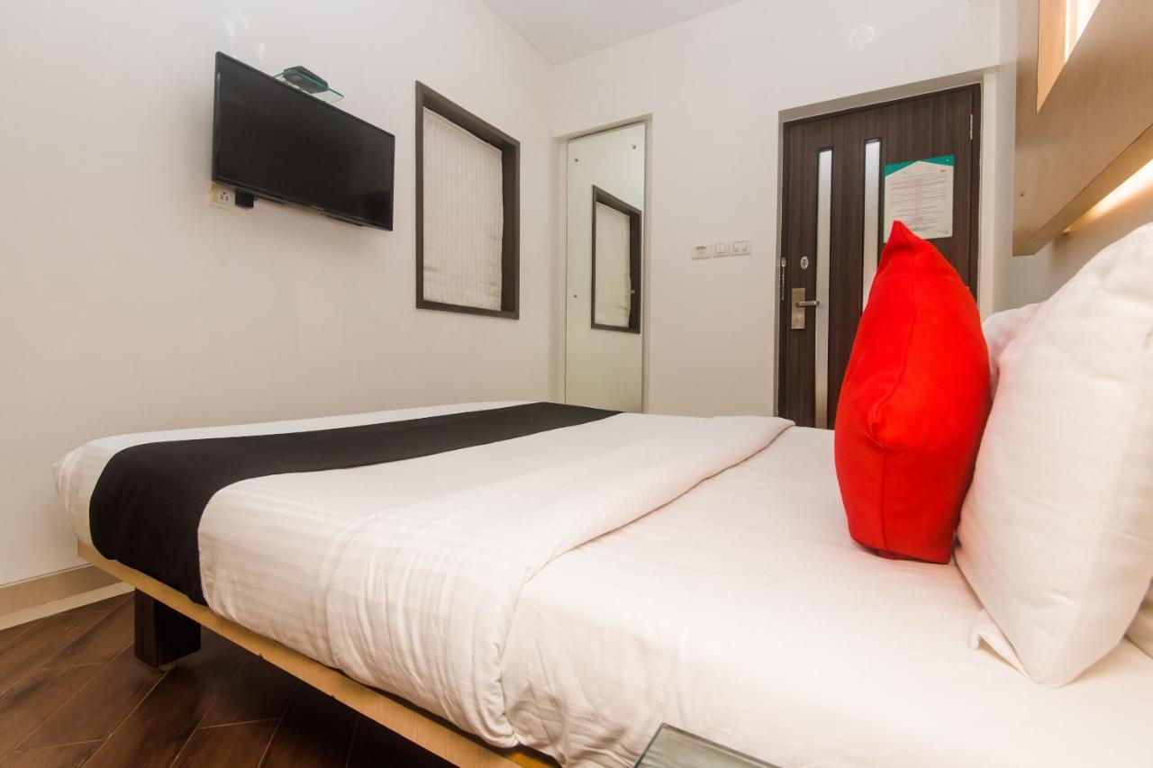Hotel Capitol ธาเน ภายนอก รูปภาพ
